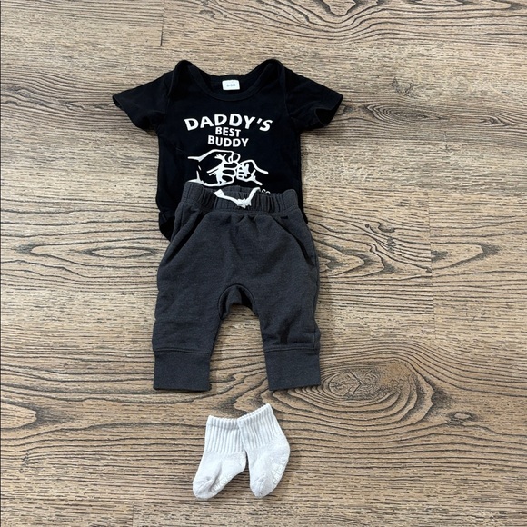 Baby boy clothes bundle Size 0-3 Months - Picture 15 of 16